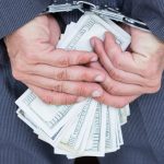 Fabrică ilegală de bani falși descoperită în Suceava