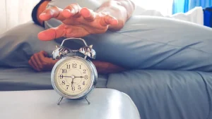 La ce oră trebuie să te culci ca să te trezești odihnit la 6, 7 sau 8 dimineața