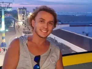 Cât câștigă Mihai Trăistariu vara din concertele de pe litoral. Artistul spune că avantajul lui este că locuiește la mare