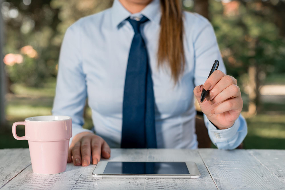 Cum să îți dezvolți competențe digitale cerute pe piața muncii