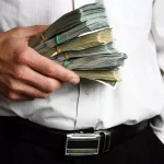 Salariile primarilor ar urma să crească treptat prin noua lege a salarizării. Edilii comunelor mici, printre cei mai avantajați